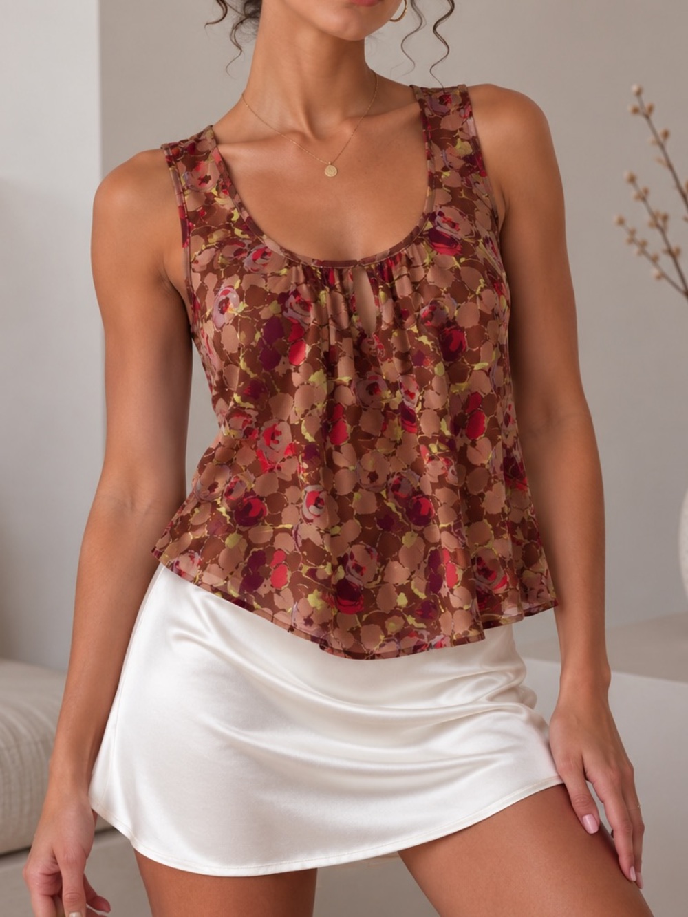 Floral Gap Sleeveless Shell Top in Brown and Red